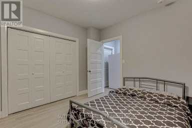 98 LOCKY LANE Middlesex Centre (Kilworth) Ontario photo 32
