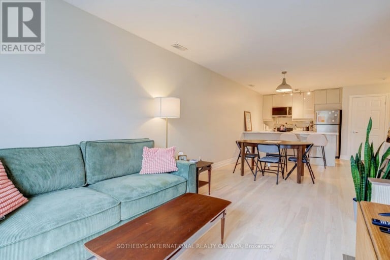 301 - 3069 LAKESHORE BOULEVARD, Toronto (New Toronto), Ontario, M8V1K6