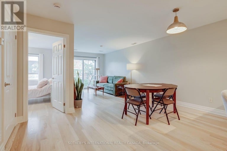 301 - 3069 LAKESHORE BOULEVARD, Toronto (New Toronto), Ontario, M8V1K6