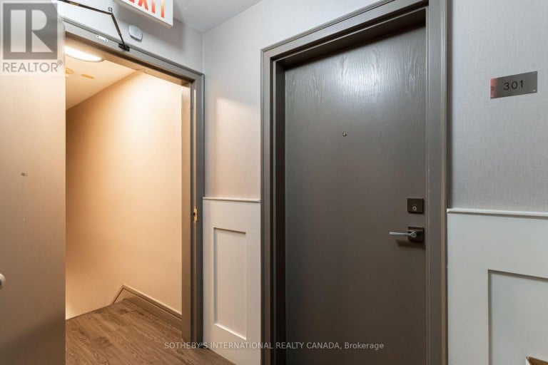 301 - 3069 LAKESHORE BOULEVARD, Toronto (New Toronto), Ontario, M8V1K6