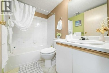 202, 245 Red Deer Drive SW Medicine Hat Alberta photo 16
