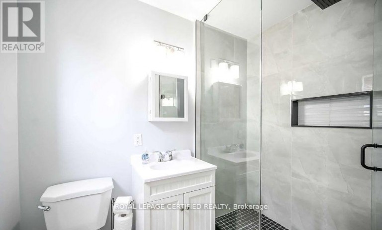 BSMT - 40 HONEYWELL DRIVE, Hamilton (Riverdale), Ontario, L8E1L9