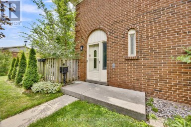 28 - 408 HOMESTEAD COURT London North (North F) Ontario photo 1