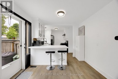 28 - 408 HOMESTEAD COURT London North (North F) Ontario photo 9