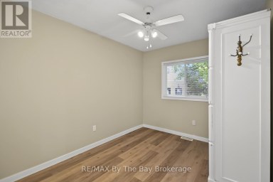 50 BALSAM STREET Tiny Ontario photo 21