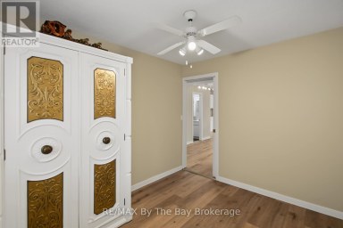 50 BALSAM STREET Tiny Ontario photo 23