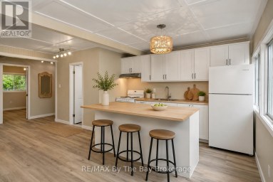 50 BALSAM STREET Tiny Ontario photo 5