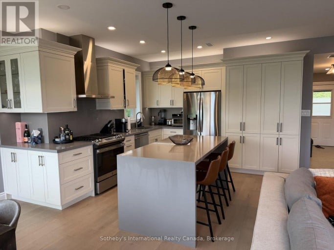 658 JOHNSTON PARK AVENUE, Collingwood, Ontario, L9Y5C7