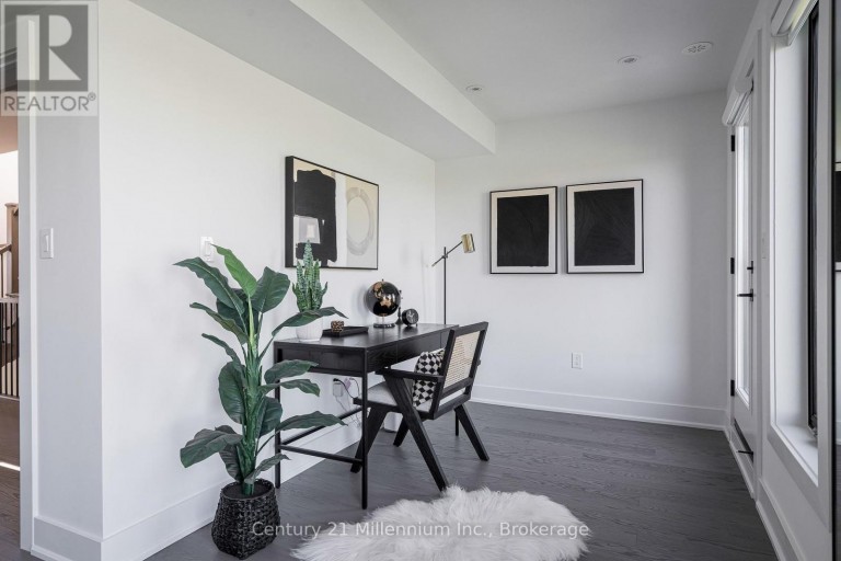 # 22 - 117 SLADDEN COURT, Blue Mountains, Ontario, N0H2P0