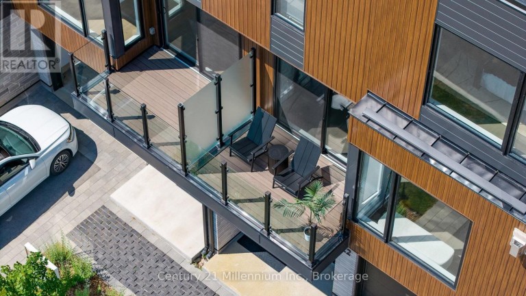 # 22 - 117 SLADDEN COURT, Blue Mountains, Ontario, N0H2P0