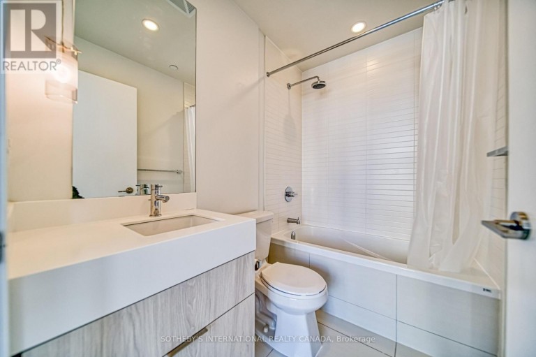 PH08 - 200 SACKVILLE STREET, Toronto (Regent Park), Ontario, M5A0C4