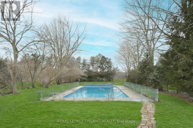 457 BOLER ROAD London South (South K) Ontario photo 21