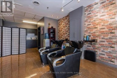 200 - 50 DUNLOP STREET E Barrie (City Centre) Ontario photo 6