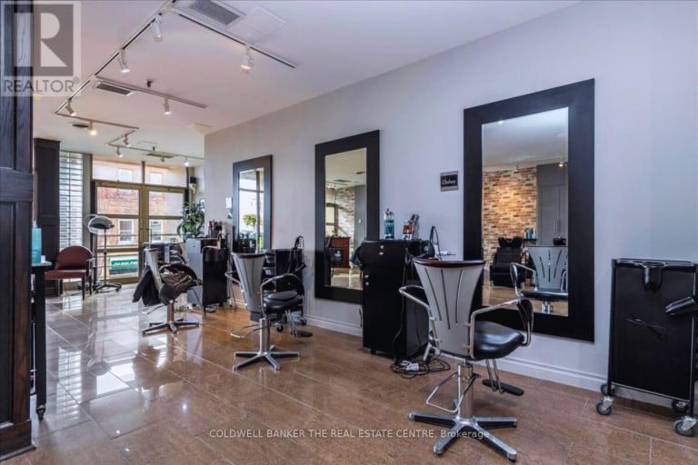 200 - 50 DUNLOP STREET E, Barrie (City Centre), Ontario, L4M6J9
