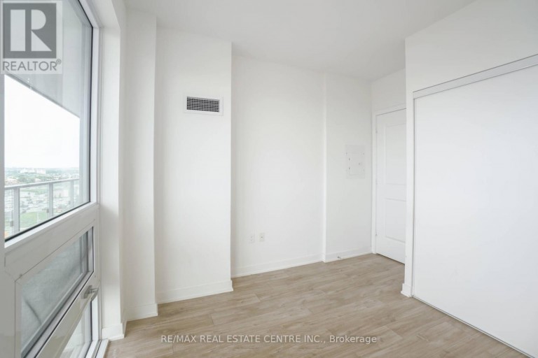 802 - 4677 GLEN ERIN DRIVE, Mississauga (Central Erin Mills), Ontario, L5M2E3
