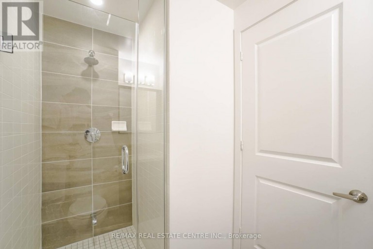 802 - 4677 GLEN ERIN DRIVE, Mississauga (Central Erin Mills), Ontario, L5M2E3