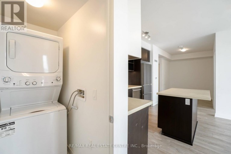 802 - 4677 GLEN ERIN DRIVE, Mississauga (Central Erin Mills), Ontario, L5M2E3