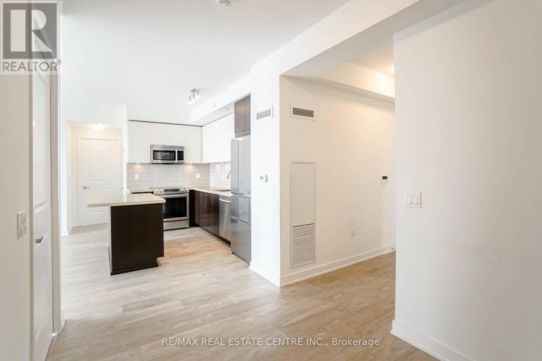 802 - 4677 GLEN ERIN DRIVE, Mississauga (Central Erin Mills), Ontario, L5M2E3