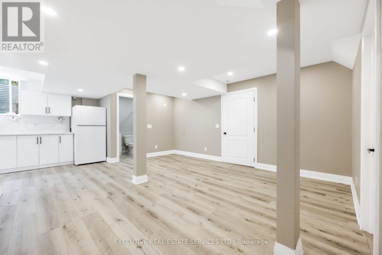 61 TRURO CIRCLE N, Brampton (Northwest Brampton), Ontario, L7A4E6
