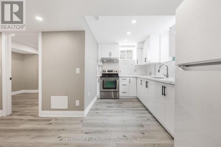 61 TRURO CIRCLE N, Brampton (Northwest Brampton), Ontario, L7A4E6