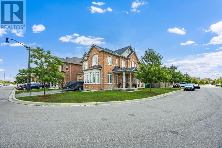 61 TRURO CIRCLE N, Brampton (Northwest Brampton), Ontario, L7A4E6
