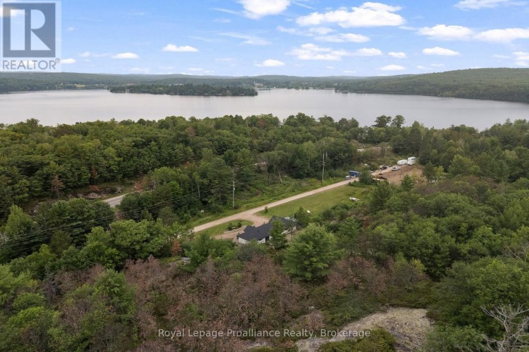 41948A COMBERMERE ROAD, Madawaska Valley, Ontario, K0J1B0