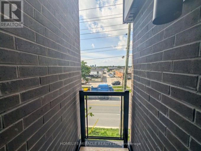 1553 MIDLAND AVENUE, Toronto (Bendale), Ontario, M1P0G3
