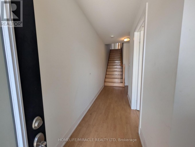 1553 MIDLAND AVENUE, Toronto (Bendale), Ontario, M1P0G3