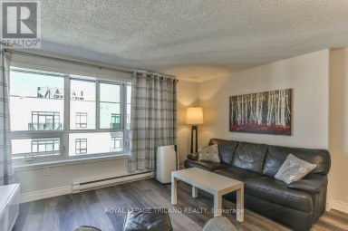 1005 - 95 BASE LINE ROAD W London South (South E) Ontario photo 12