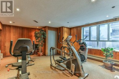 1005 - 95 BASE LINE ROAD W London South (South E) Ontario photo 25