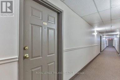 1005 - 95 BASE LINE ROAD W London South (South E) Ontario photo 8