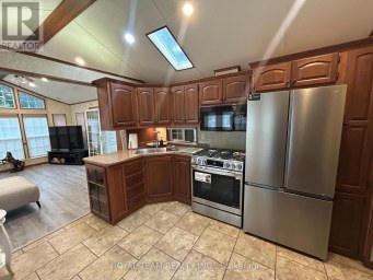 SITE MAPLE LANE 4 - 15014 NINTH LINE Whitchurch-Stouffville Ontario photo 4
