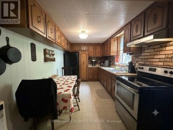 422 MCCLUNG ROAD Haldimand Ontario photo 10