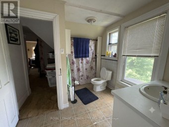 422 MCCLUNG ROAD Haldimand Ontario photo 7