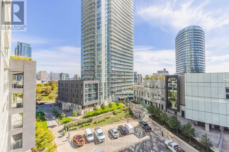 705 - 85 QUEENS WHARF ROAD, Toronto (Waterfront Communities), Ontario, M5V0J9