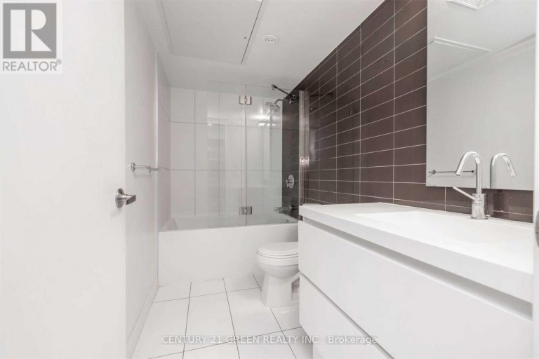 705 - 85 QUEENS WHARF ROAD, Toronto (Waterfront Communities), Ontario, M5V0J9