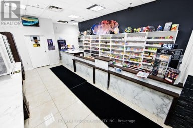 109 - 19 WOODBINE DOWNS BOULEVARD Toronto (West Humber-Clairville) Ontario photo 5