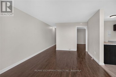 1004 - 141 CATHARINE STREET S Hamilton (Corktown) Ontario photo 6