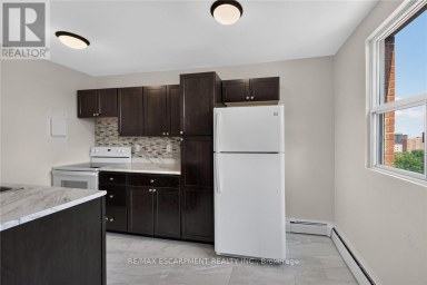 1004 - 141 CATHARINE STREET S Hamilton (Corktown) Ontario photo 8