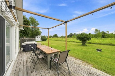 56 GOLF COURSE RD ROAD Rideau Lakes Ontario photo 32