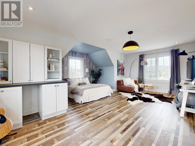 2 THOROUGHBRED DRIVE, Oro-Medonte, Ontario, L0K1E0