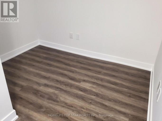 620 - 430 SQUARE ONE DRIVE, Mississauga (City Centre), Ontario, L5B3Y1