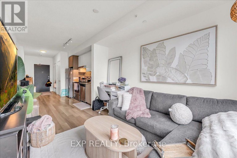 B318 - 5240 DUNDAS STREET, Burlington (Orchard), Ontario, L7L0J6