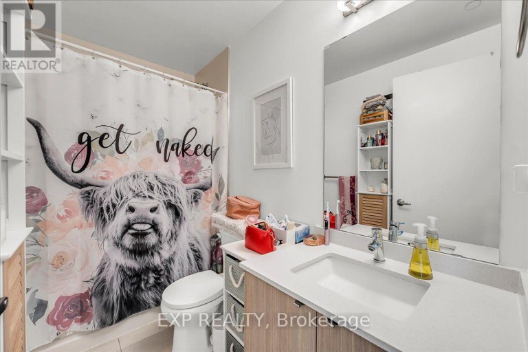B318 - 5240 DUNDAS STREET, Burlington (Orchard), Ontario, L7L0J6