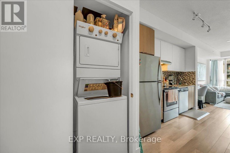 B318 - 5240 DUNDAS STREET, Burlington (Orchard), Ontario, L7L0J6