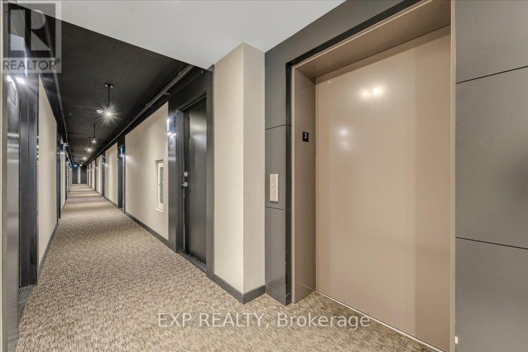 B318 - 5240 DUNDAS STREET, Burlington (Orchard), Ontario, L7L0J6