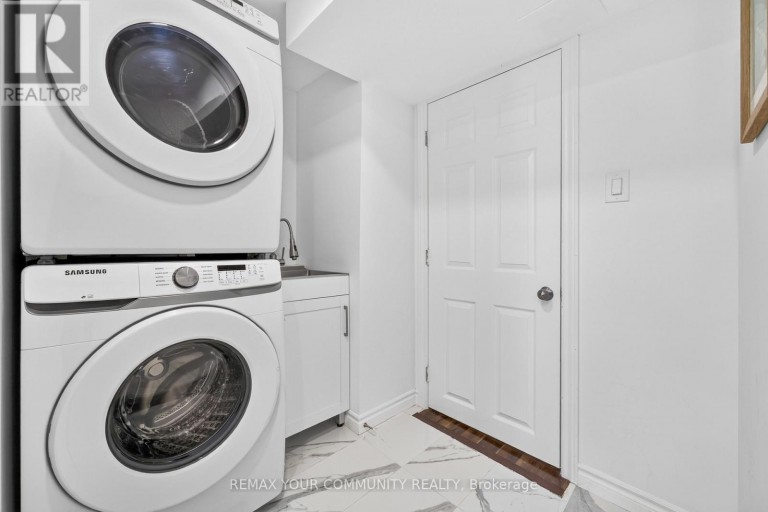 5578 WATERWIND CRESCENT, Mississauga (Churchill Meadows), Ontario, L5M0G2