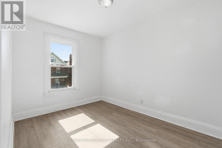 41 BARNESDALE AVENUE N, Hamilton (Stipley), Ontario, L8L6R7