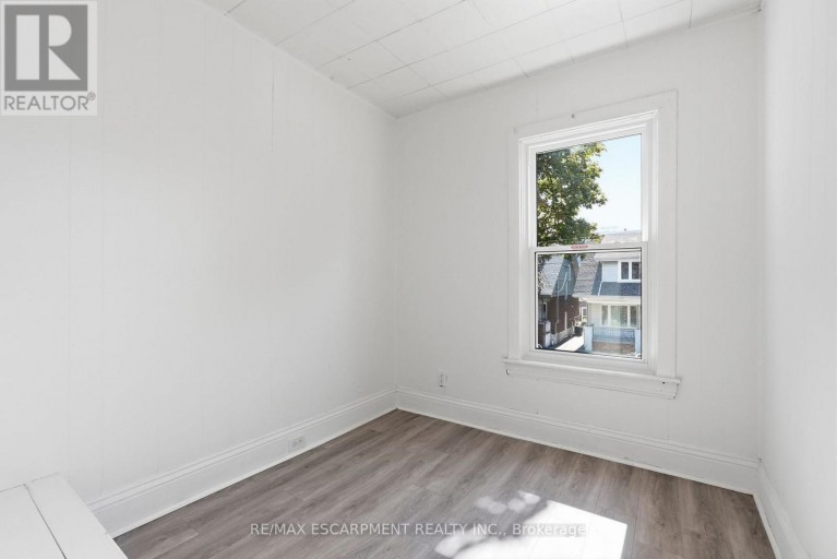 41 BARNESDALE AVENUE N, Hamilton (Stipley), Ontario, L8L6R7