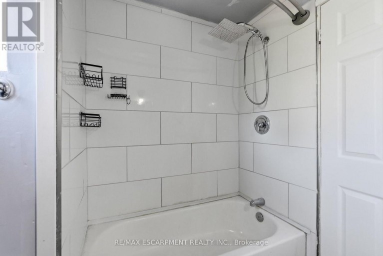 41 BARNESDALE AVENUE N, Hamilton (Stipley), Ontario, L8L6R7
